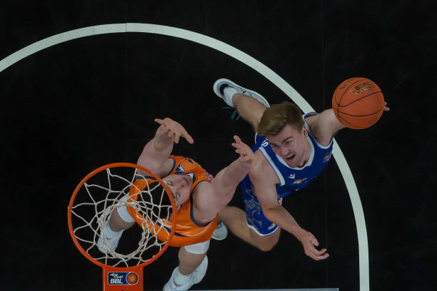 仅关乎一名 仅关乎一名