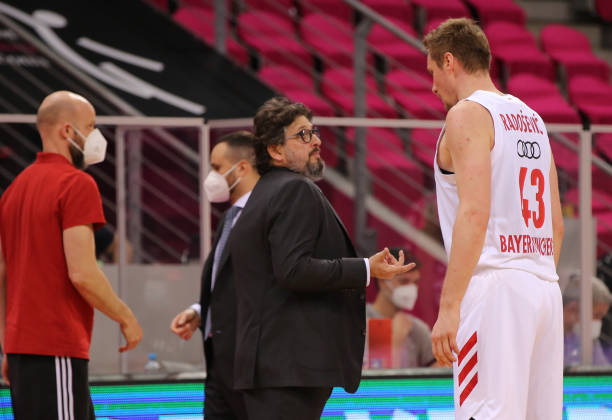 足球比赛 足球比赛